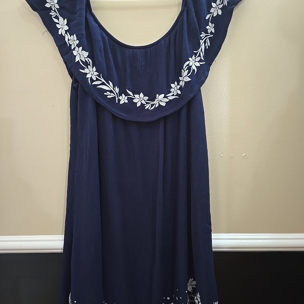 The‎ Immpeccable Pig Navy Blue Dress with White Floral Embroidery Sz M